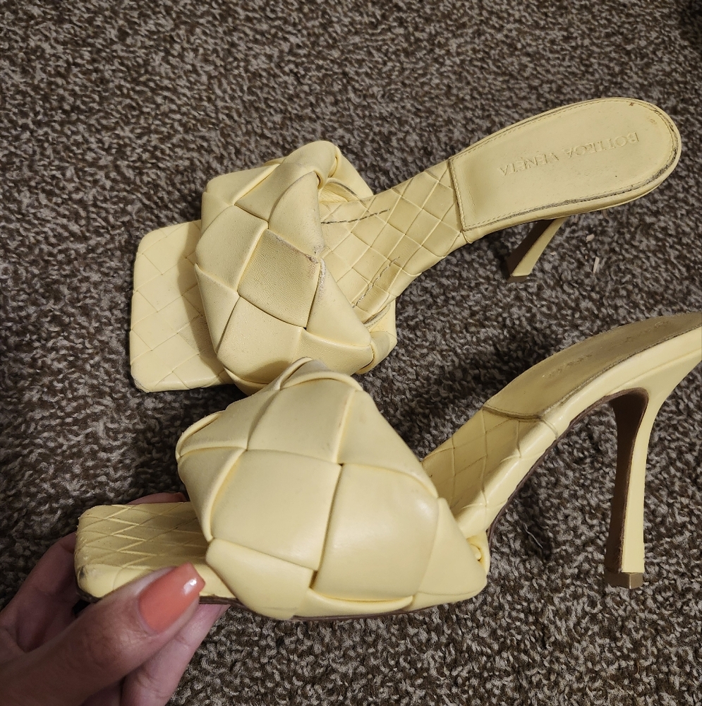 Authentic Bottega Veneta Lido Mules Heels